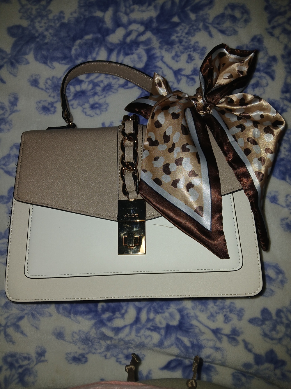 ALDO White & Gray Shoulder Bag